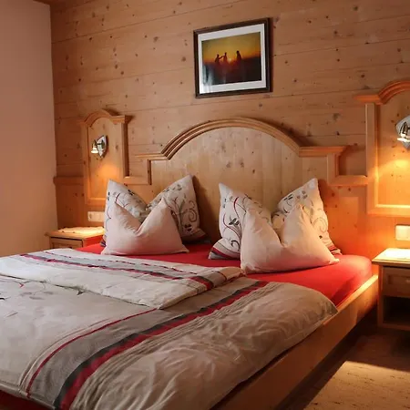 Ferienwohnung Tomann Lägenhet Tux